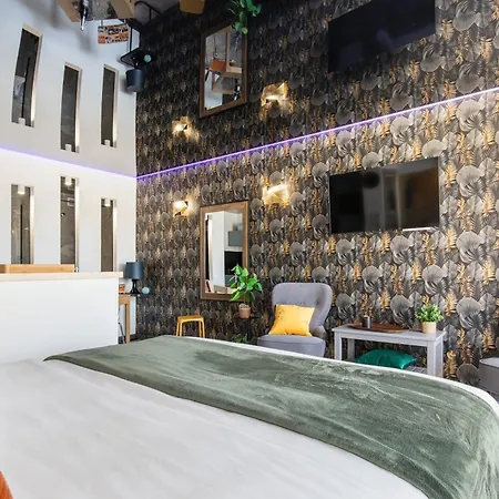 Reformado Con Terraza En Héliopolis Pueblo Naturista Cap Dag Apartamento