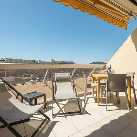 Reformado Con Terraza En Héliopolis Pueblo Naturista Cap Dag Apartamento *