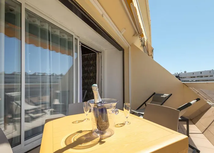 Reformado Con Terraza En Héliopolis Pueblo Naturista Cap Dag * Agde