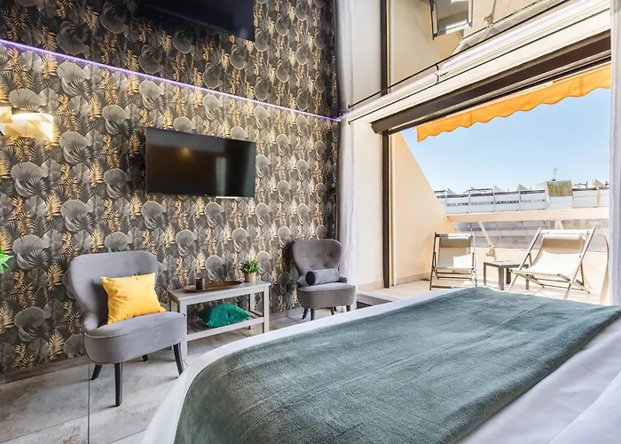 Reformado Con Terraza En Héliopolis Pueblo Naturista Cap Dag * Agde