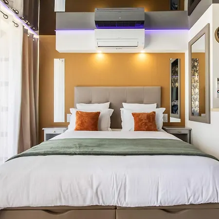 Rénové Avec Terrasse à Héliopolis Village Naturiste Appartement