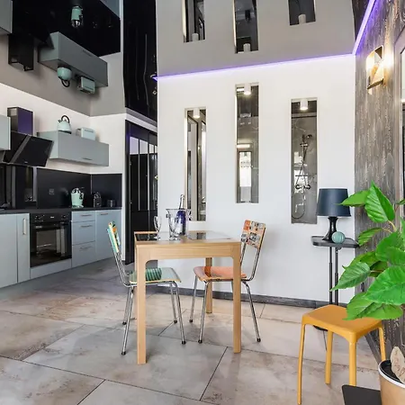 Appartement Rénové Avec Terrasse à Héliopolis Village Naturiste *