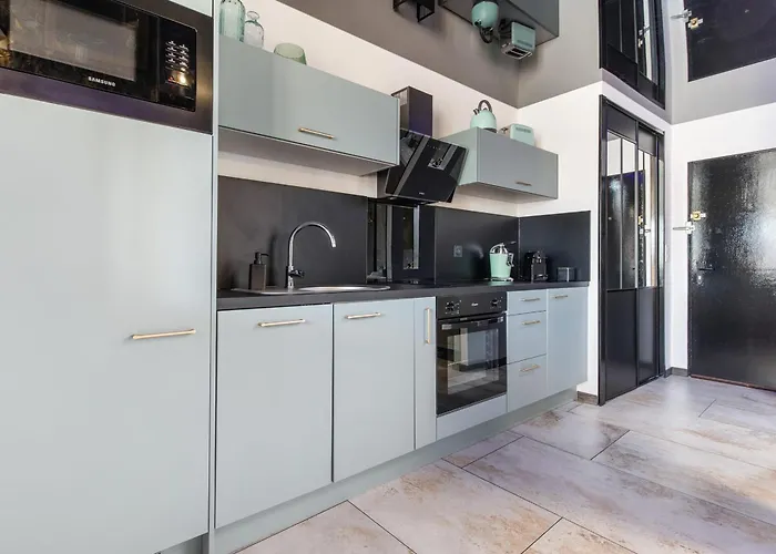 Gerenoveerd Met Terras In Héliopolis Village Naturiste Cap D Appartement *