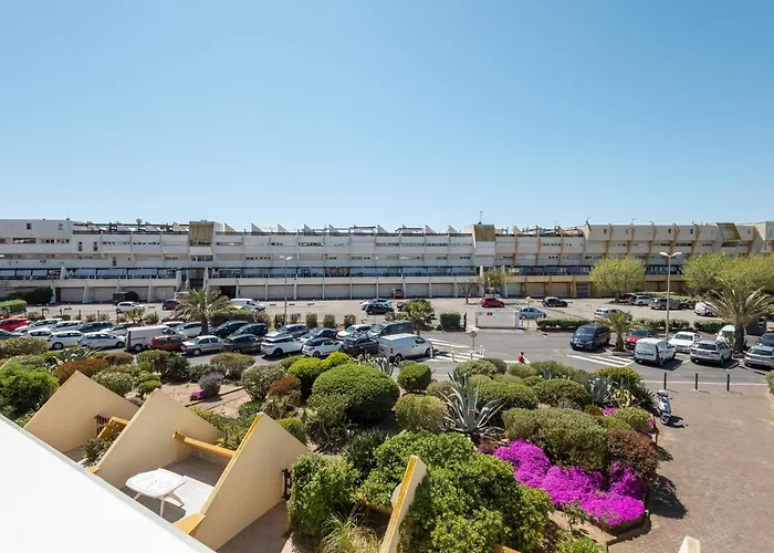 Gerenoveerd Met Terras In Héliopolis Village Naturiste Cap D Appartement Agde